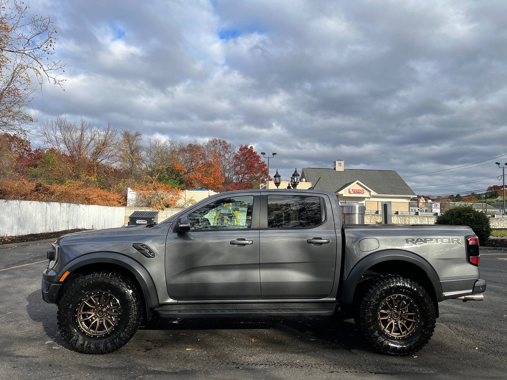 Ford Ranger Stock Raptor Ranger on 35s looks too good! IMG_2474