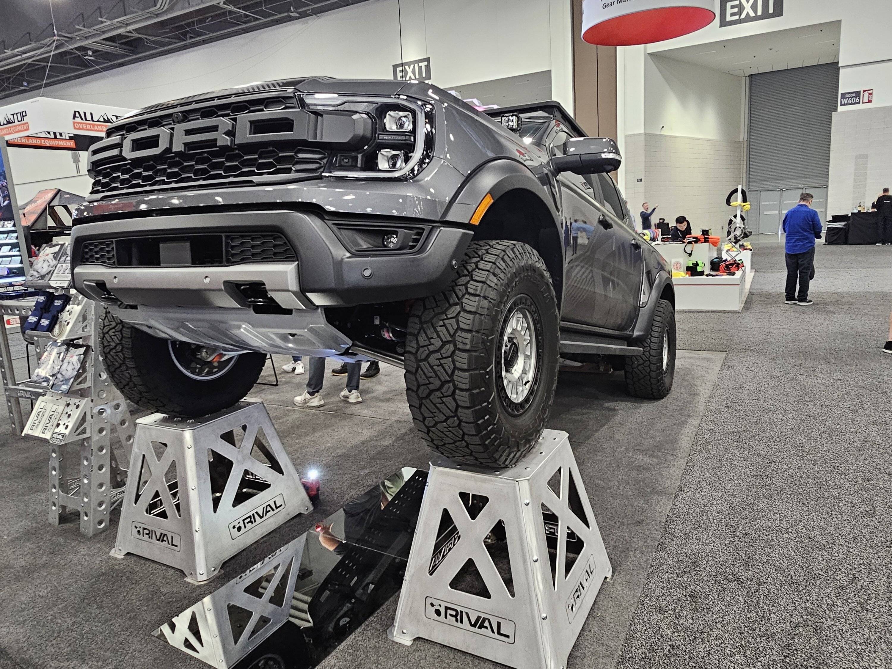 Ford Ranger Ranger Raptor Builds at SEMA 2024: Rival 4x4 and Maxliner 20241106_111130