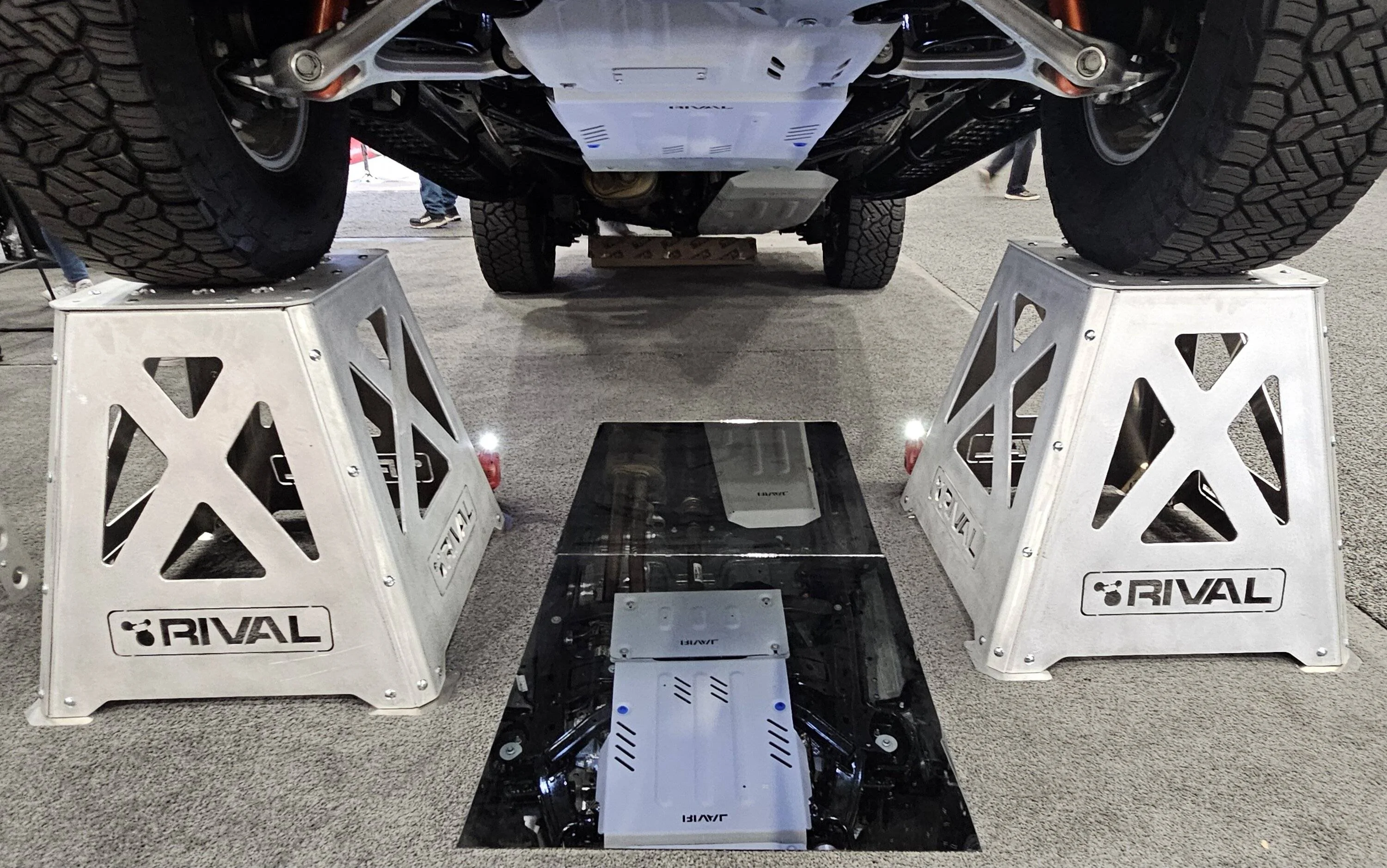 Ranger Raptor Builds at SEMA 2024: Rival 4x4 and Maxliner | Ranger6G ...
