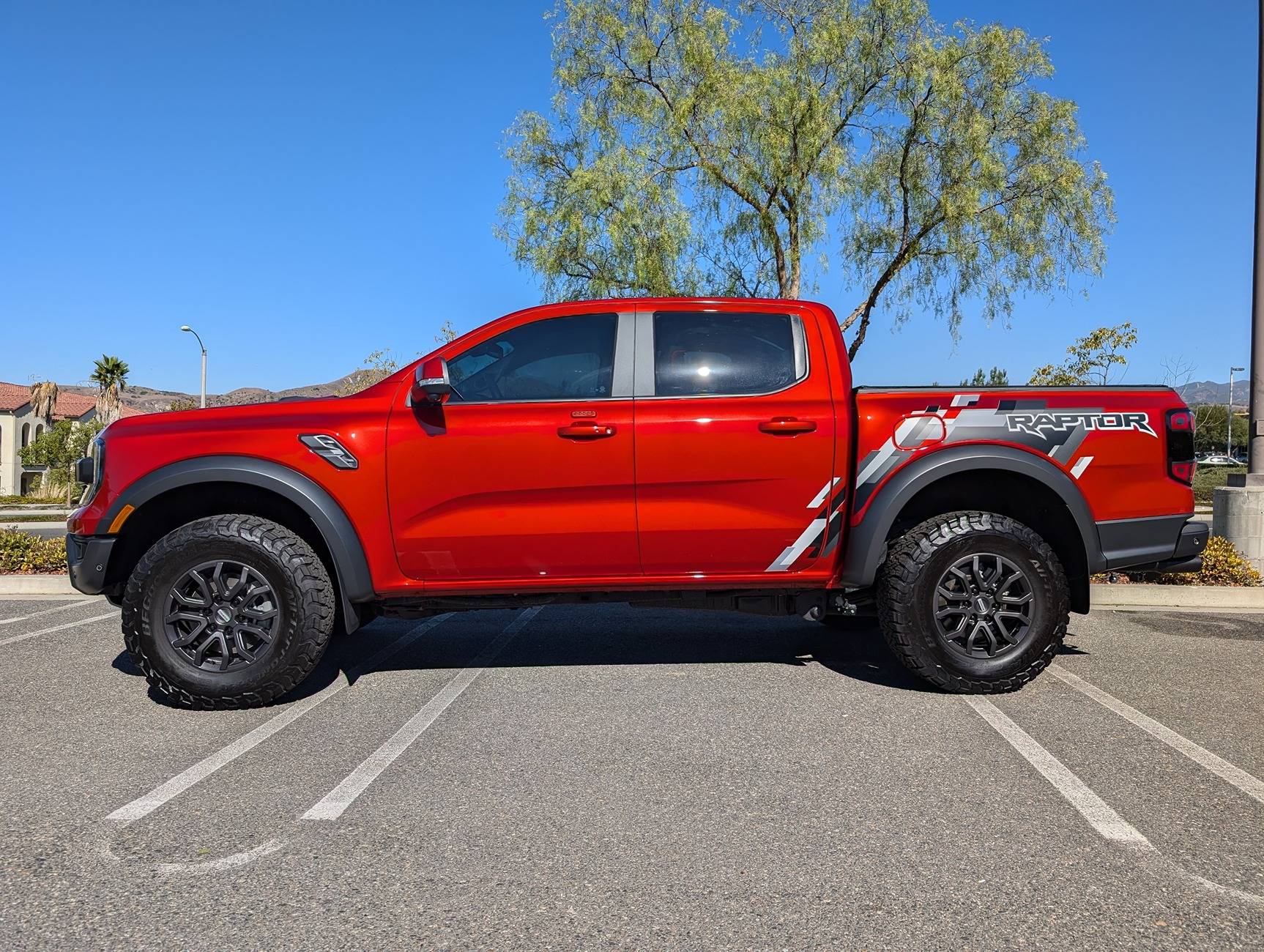 Ford Ranger Show your latest Ranger & Ranger Raptor pics! 🤳 RR_SIDE_LOW
