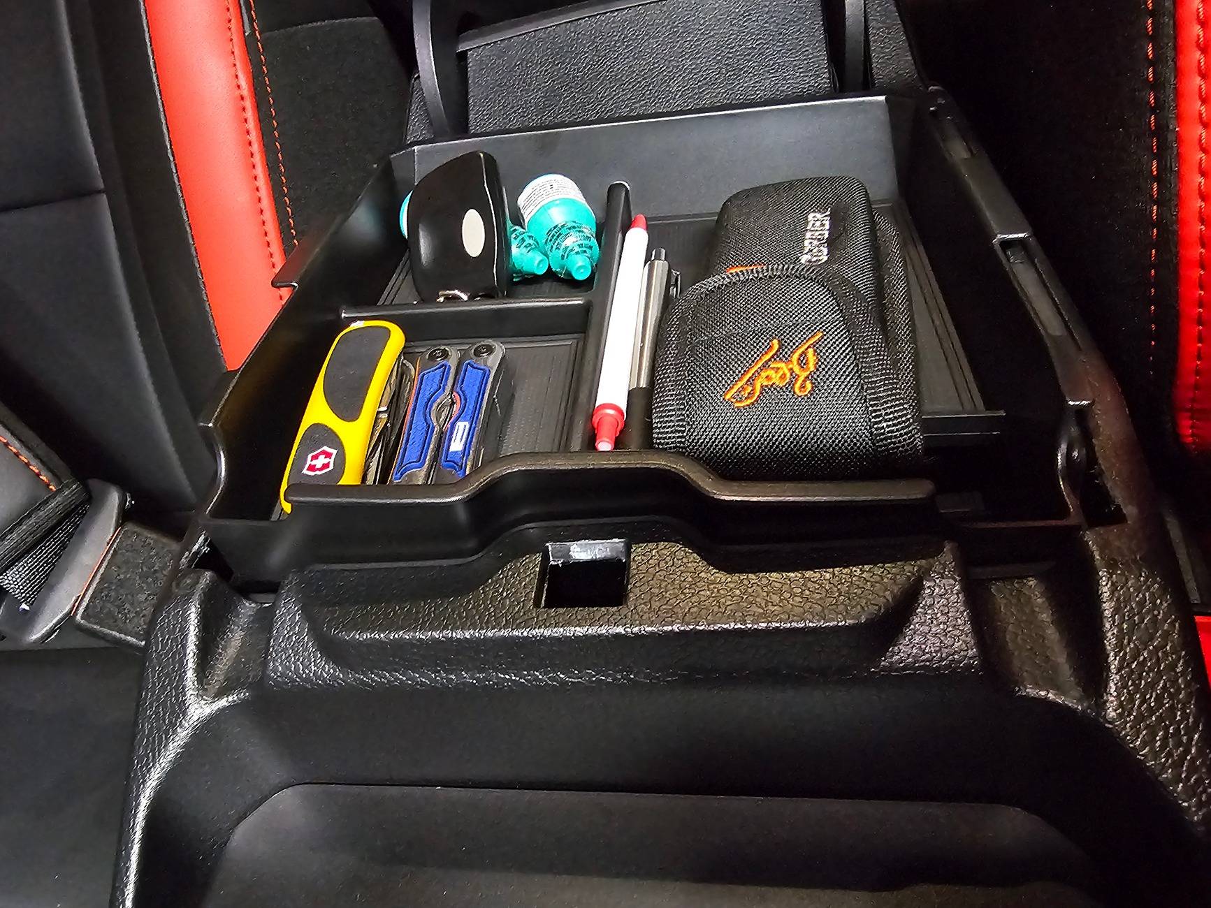 Ford Ranger Muslogy New product for Ford Ranger: Center Console Organizer 20241113_131419