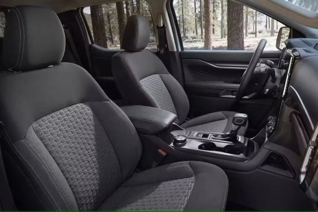 Ford Ranger How does the RR do on Roadtrips? 2024-ford-ranger-XLT-sport-interior-front-seats