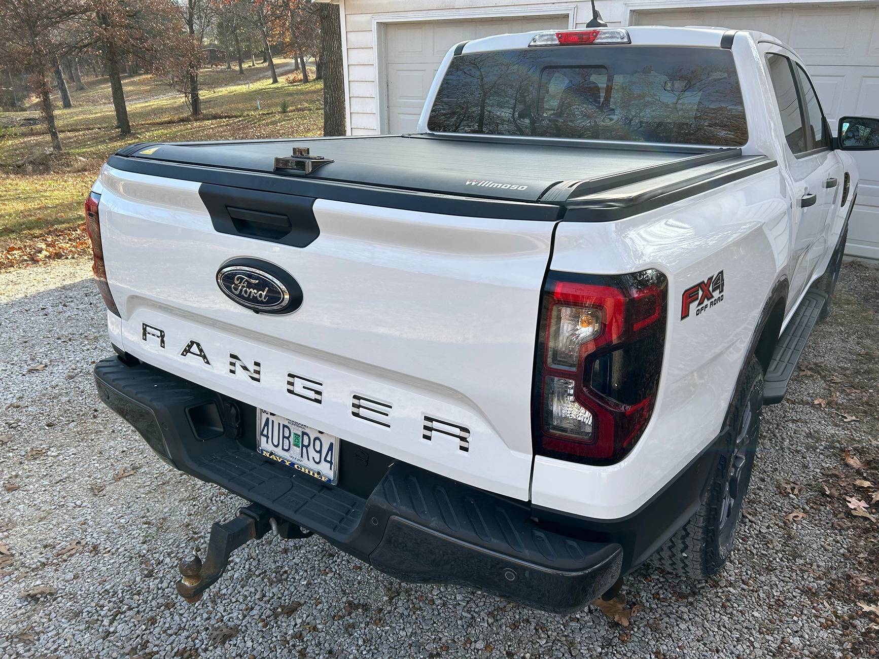 Ford Ranger Willmoso retractable tonneau cover IMG_4106[1].JPG