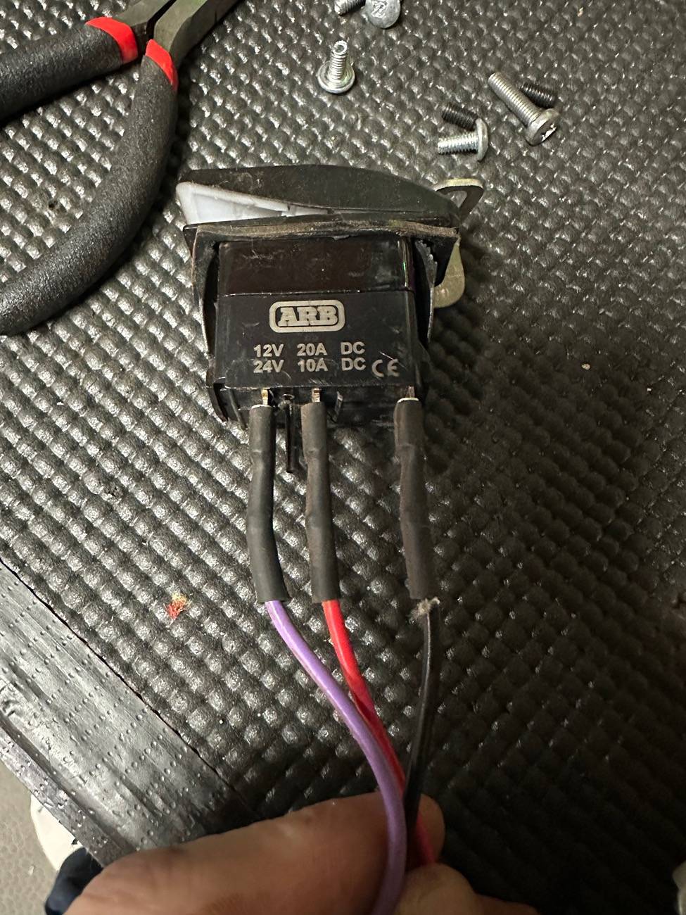 Ford Ranger Help wiring ARB compressor and switch in 2024 XLT engine bay IMG_4574