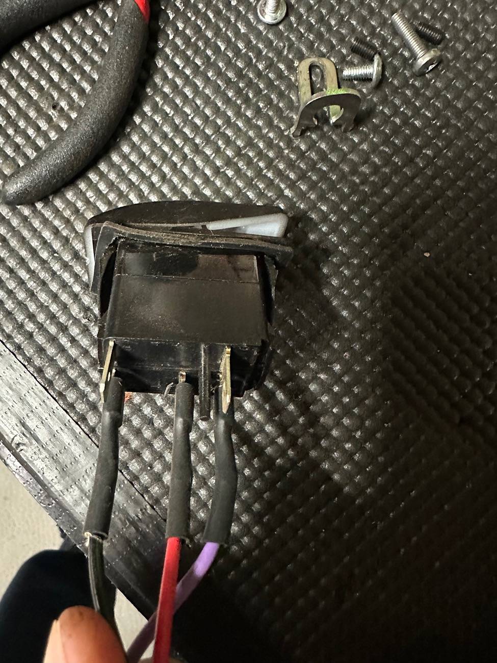 Ford Ranger Help wiring ARB compressor and switch in 2024 XLT engine bay IMG_4575