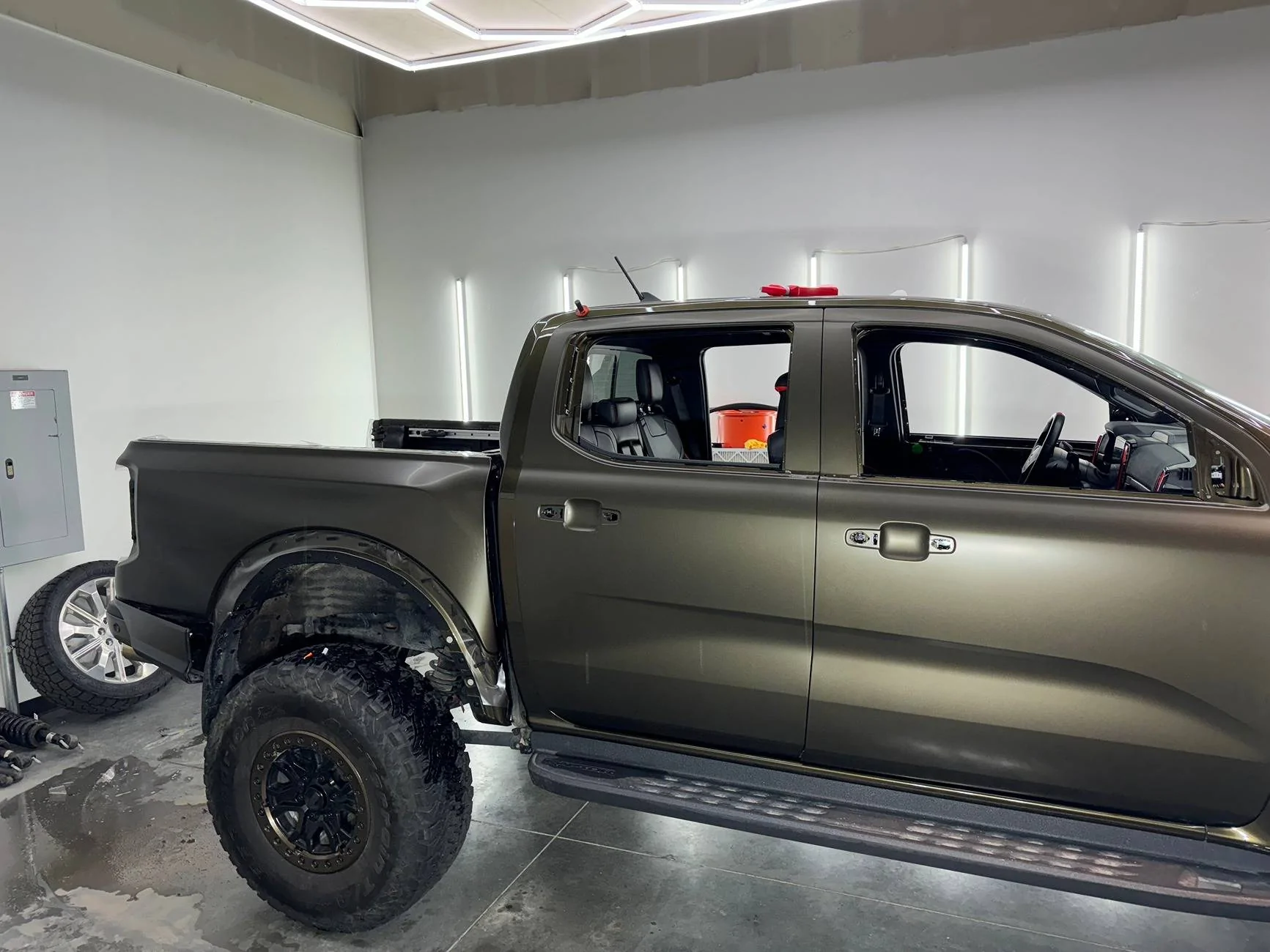 Ford Ranger My Ranger Raptor build just started: 37's - Portals - Stage 3 HOSS Steering - etc... IMG_7837