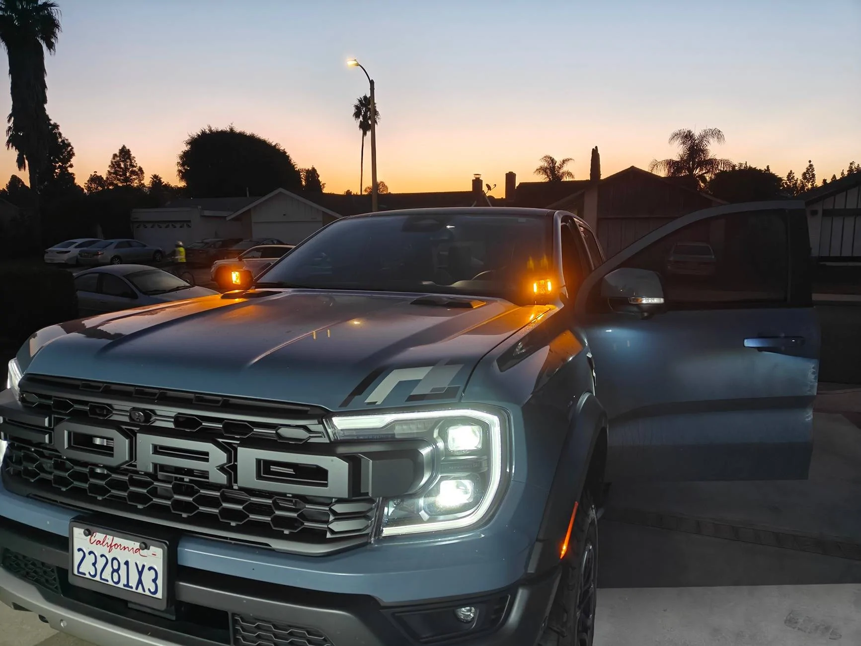 Ford Ranger Upcoming project:  M&R dual light bars, reverse light, pods. 1000001240