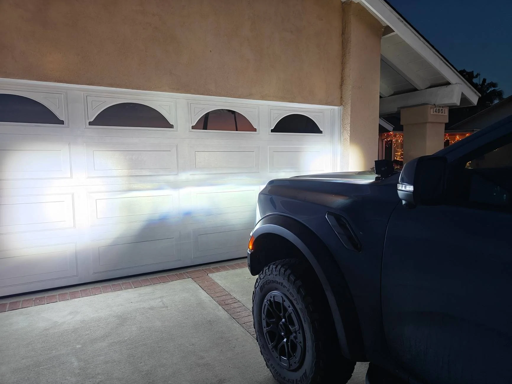 Ford Ranger Upcoming project:  M&R dual light bars, reverse light, pods. 1000001238
