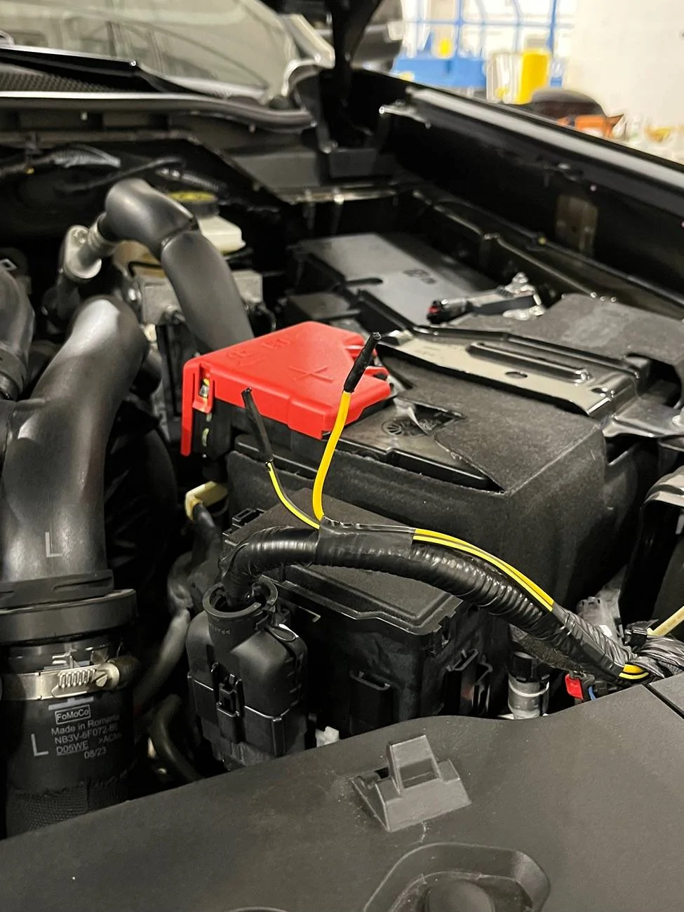 Ford Ranger Wires under hood ID help IMG_1156
