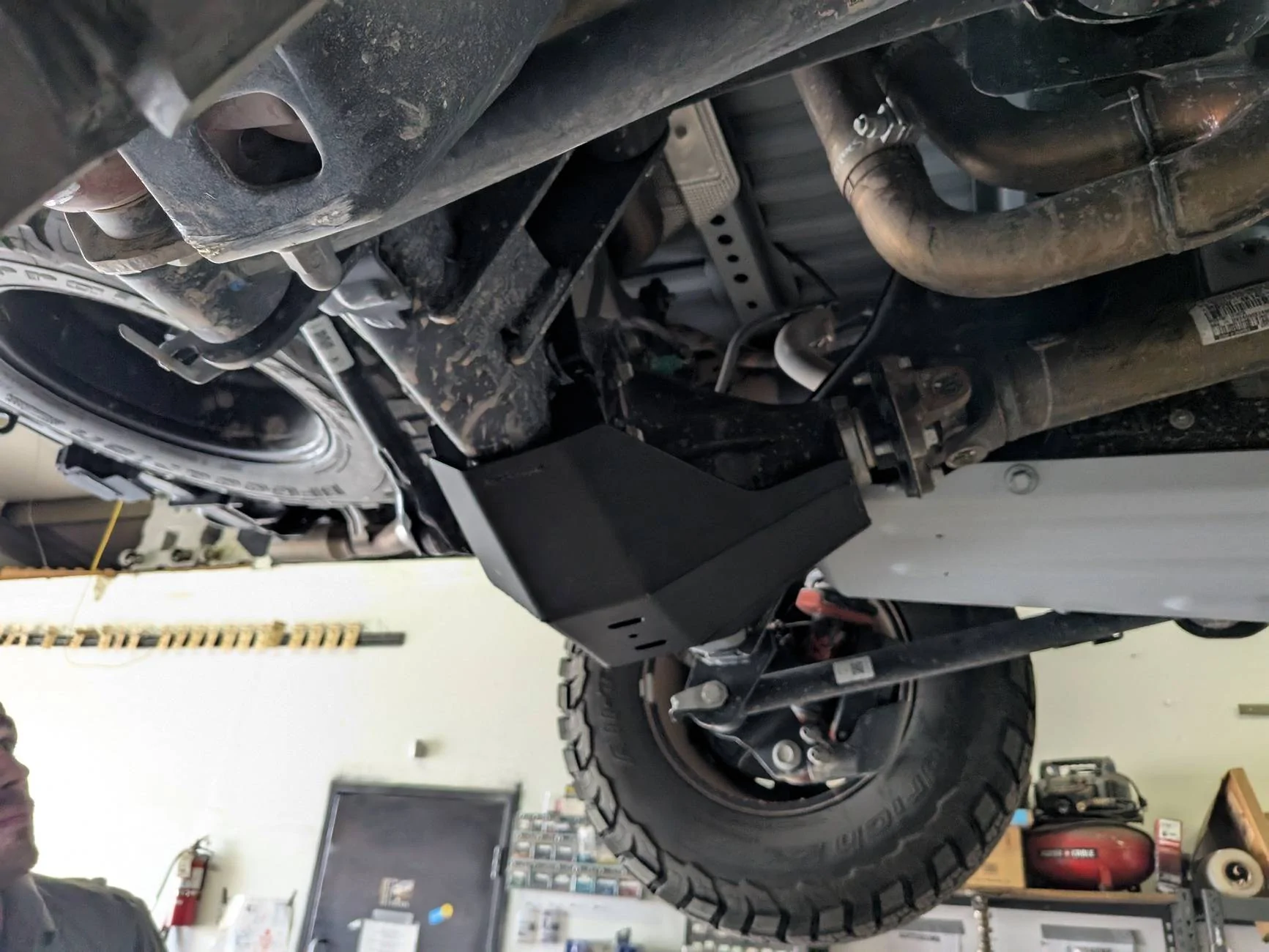 Ford Ranger Dressed for the crawl - Foutz Skid Plates, Differential Plate and Rival Fuel Tank Plate Armor (13)