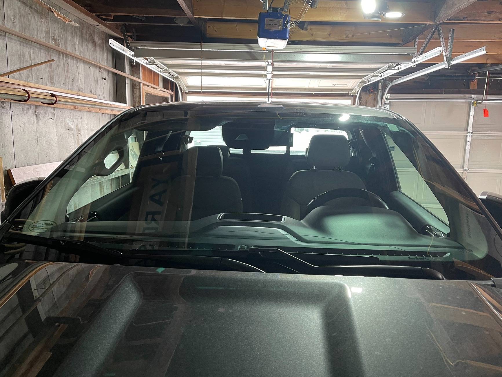Ford Ranger Cracked windshield winshield