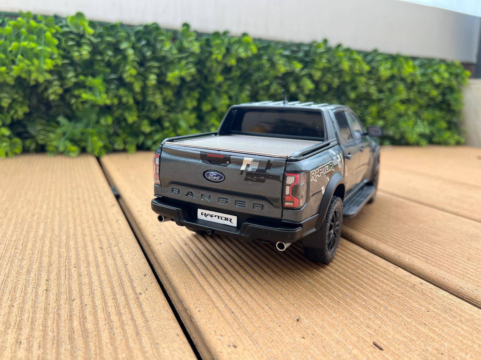 Ford Ranger Ford ranger raptor 2023 1:18 car model 242e8b82-0512-4129-86eb-da6381039431.JPG