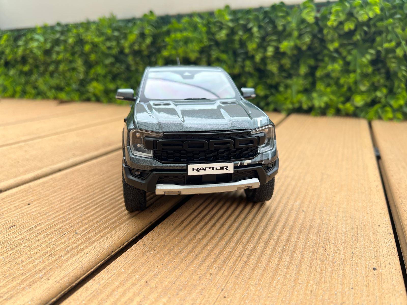 Ford Ranger Ford ranger raptor 2023 1:18 car model c4e4cca7-ad34-4bcf-a434-861fe583d7ba.JPG