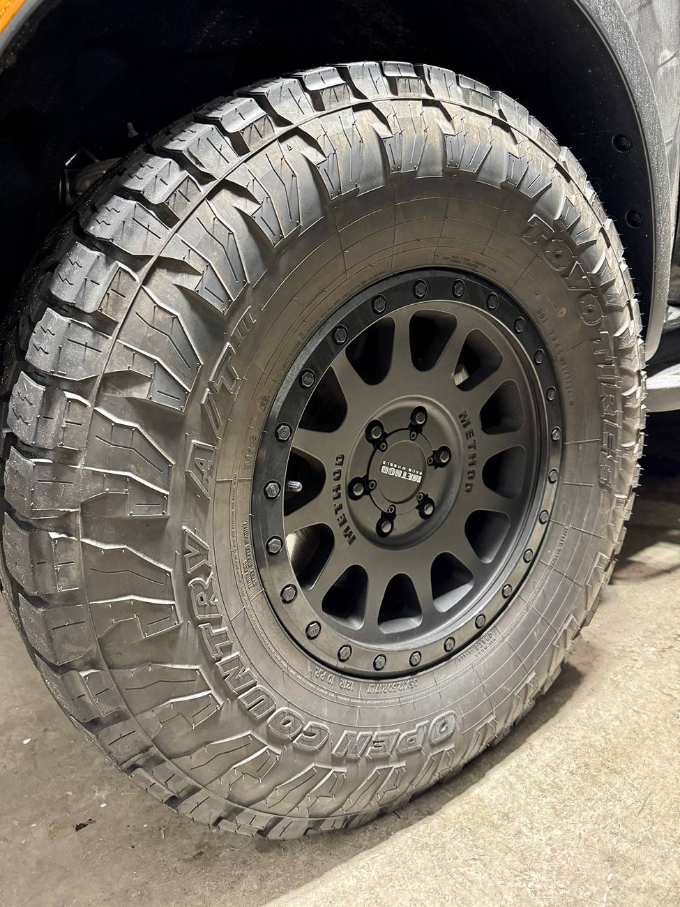 Ford Ranger 35s on Method MR305 NV wheels on Ranger Raptor :) IMG_7318