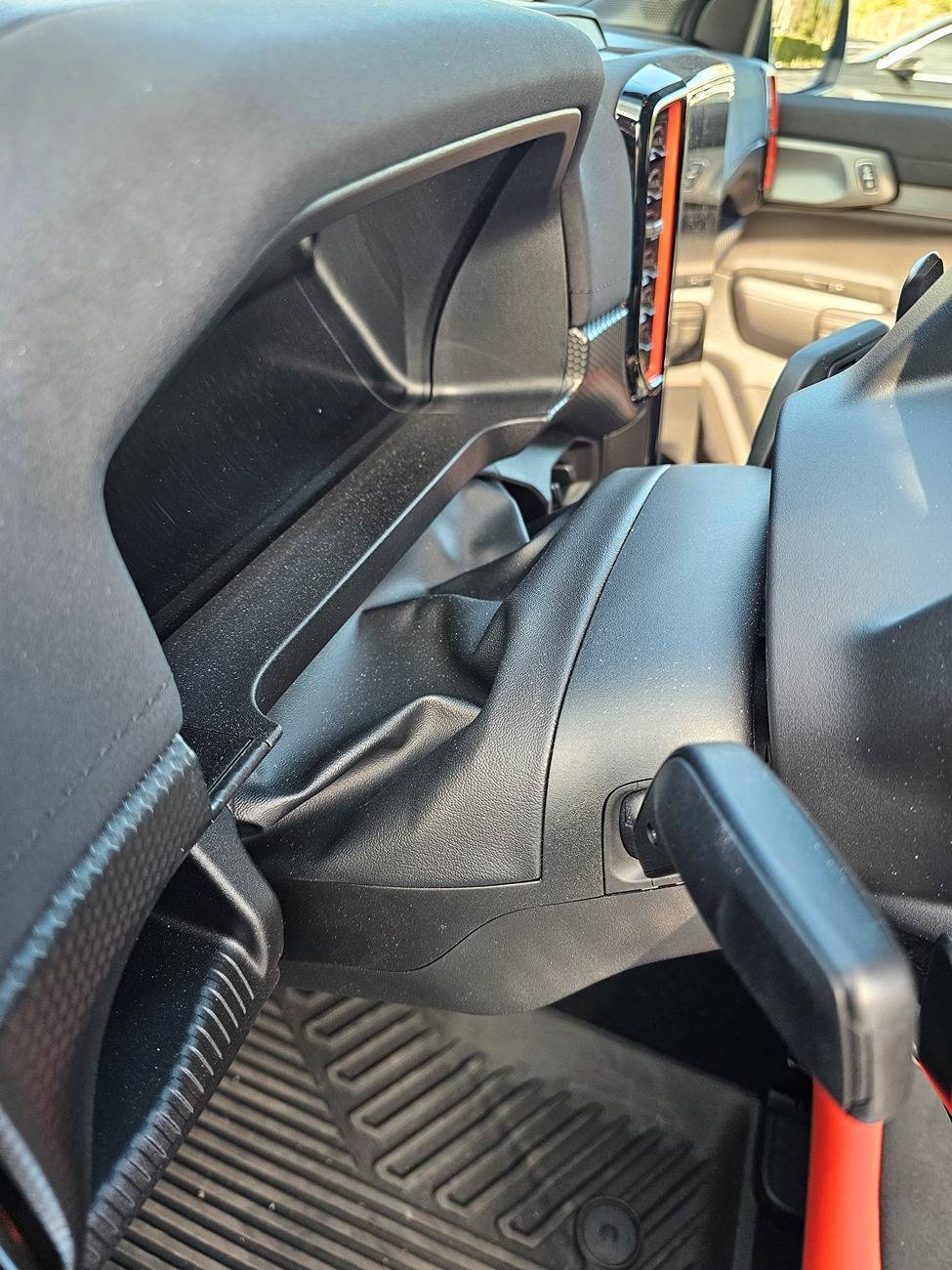 Ford Ranger Steering Column Question... R1