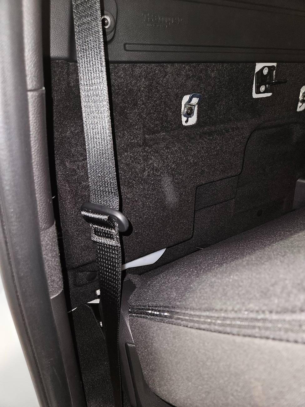 Ford Ranger Found small funnel behind back seat!! 20250110_200252