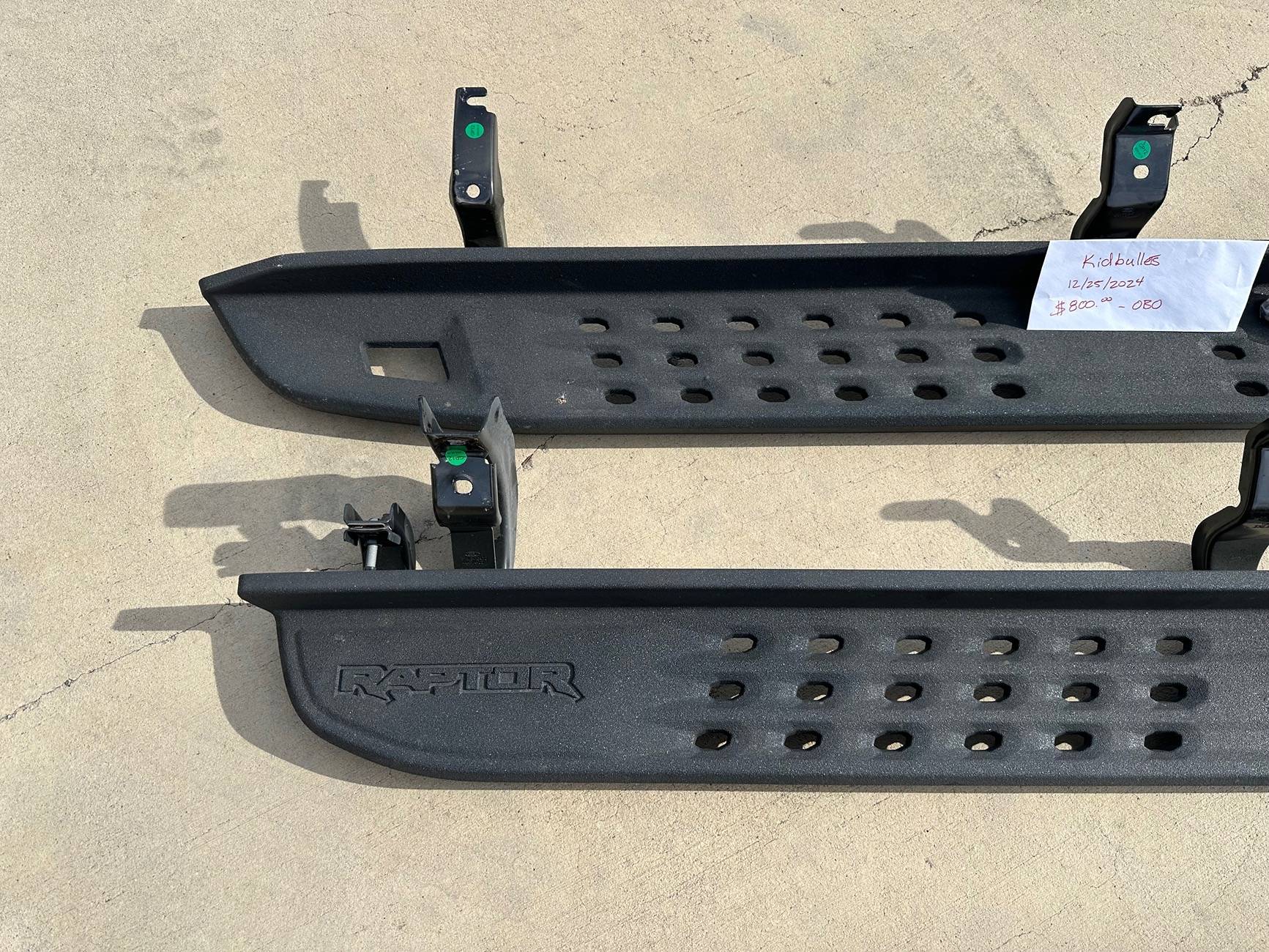 Ford Ranger Ranger Raptor OEM Running Boards Wanted IMG_6600
