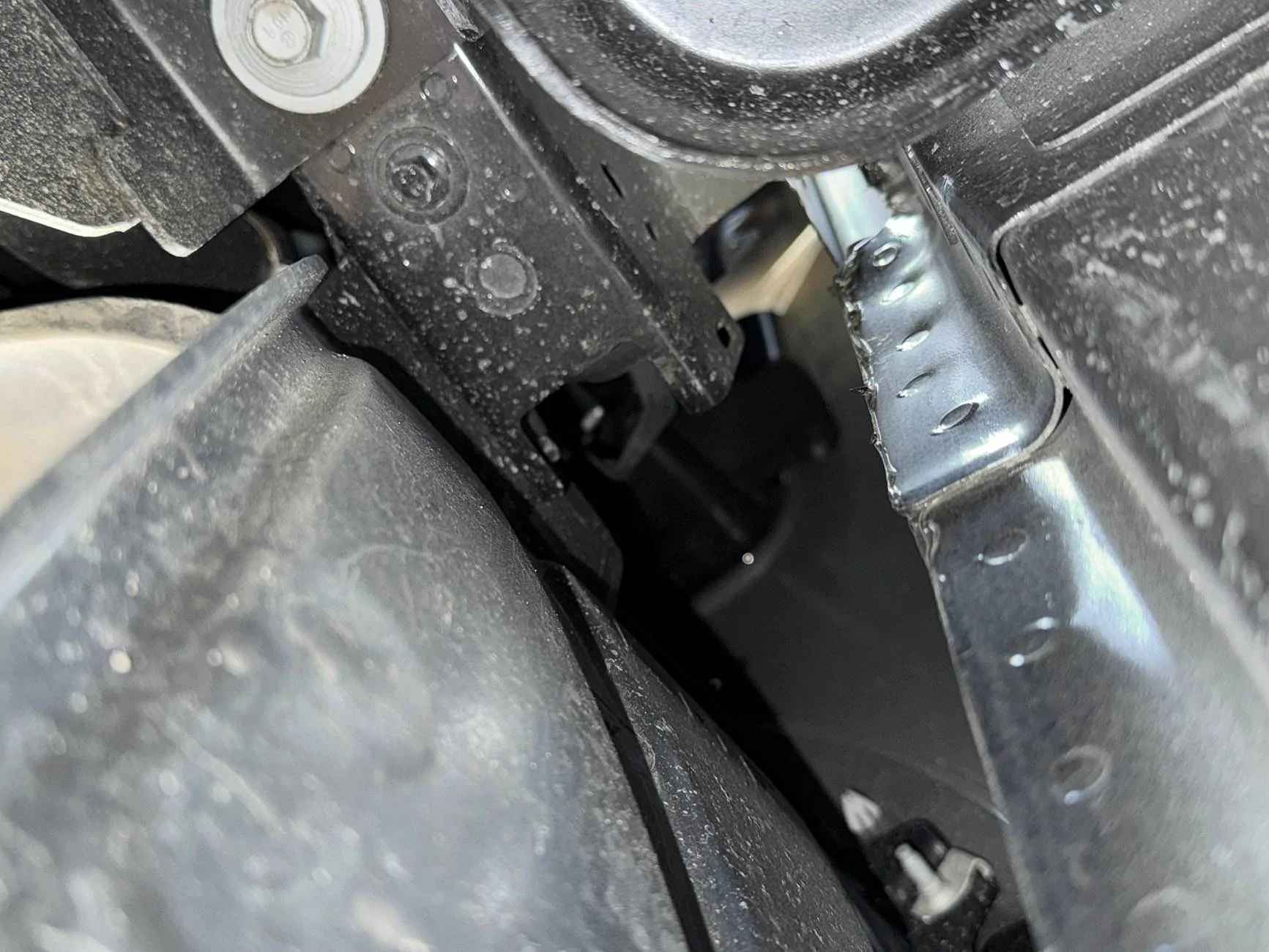 Ford Ranger 2024 XLT J - Brace Question IMG_9776