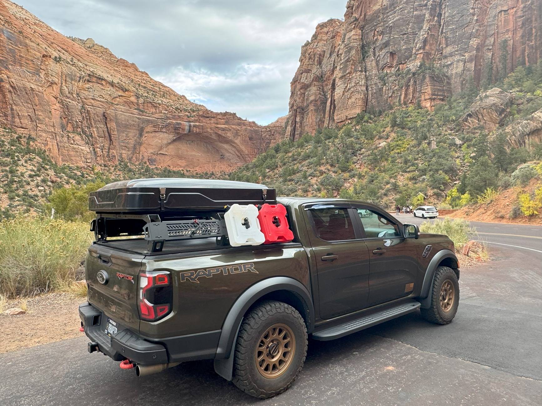 Ford Ranger Has anyone looked into adding the graphics package on a Ranger Raptor? RR Side