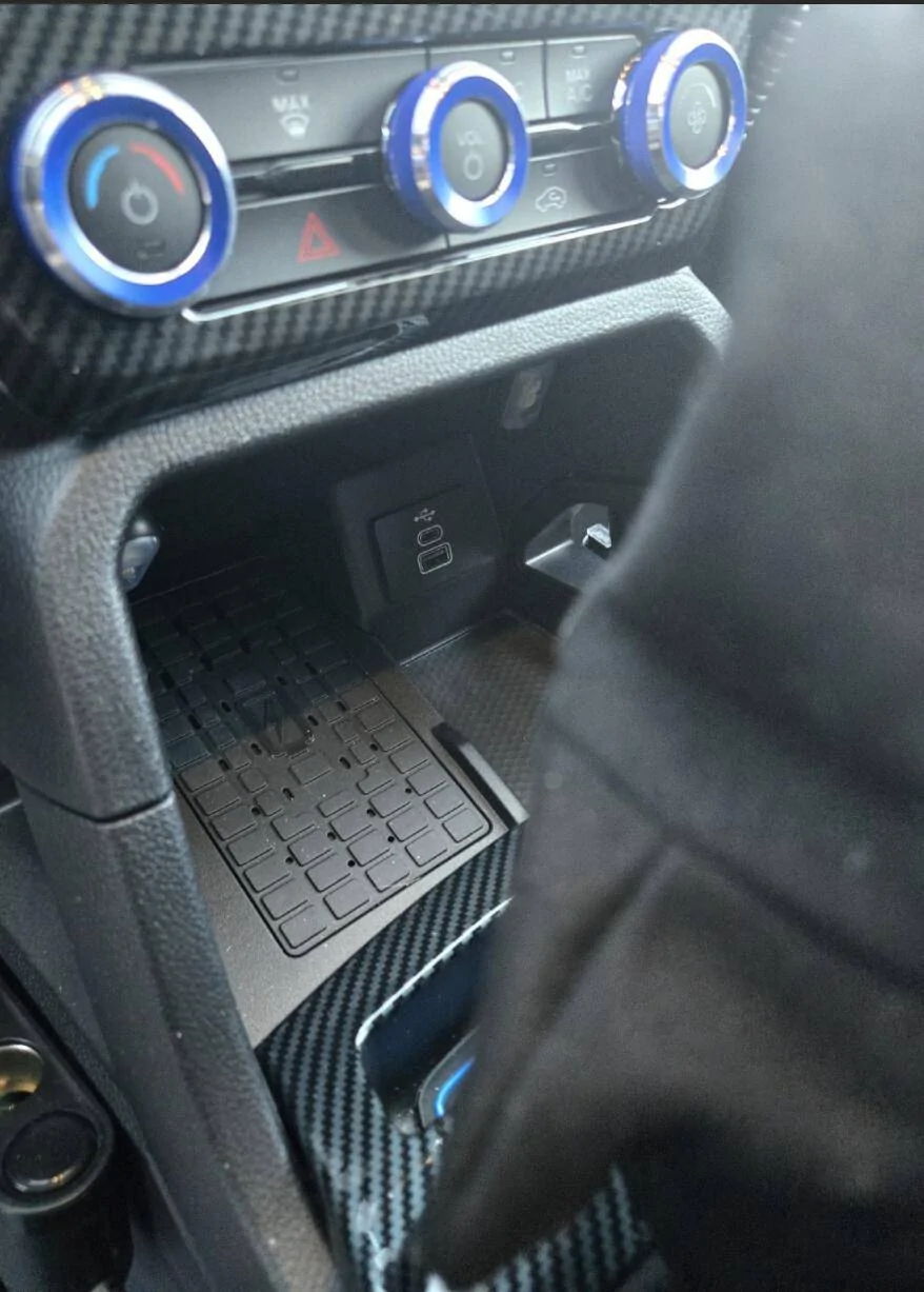 Ford Ranger 2 Versions of Gear Selector? 1737809342718-vz