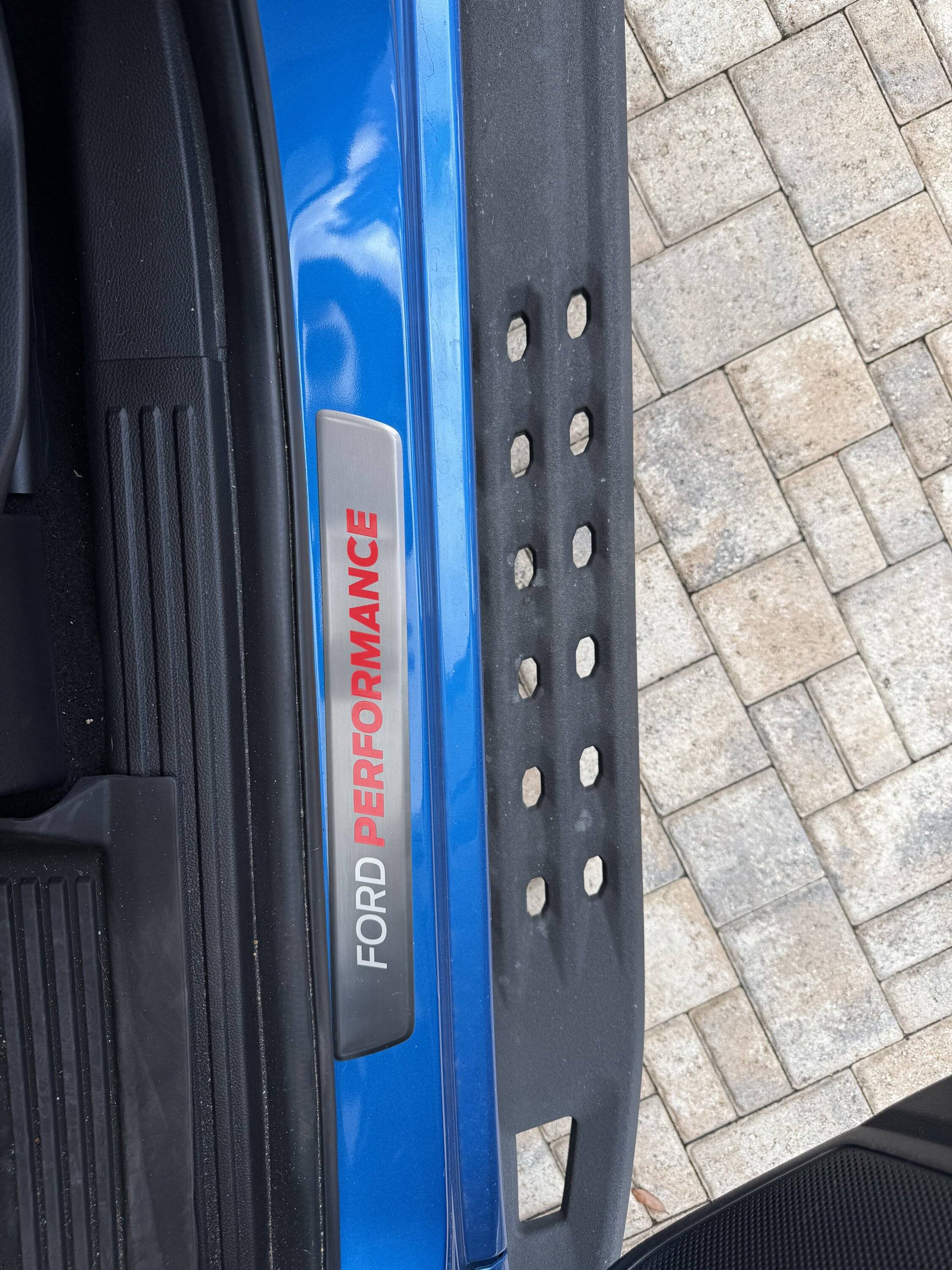Ford Ranger Running board width IMG_4512