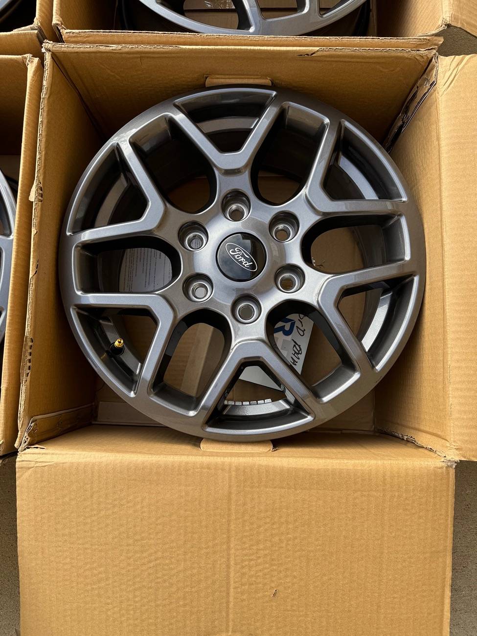 Ford Ranger 2024 OEM take off wheels for sale - Price Reduced IMG_0082
