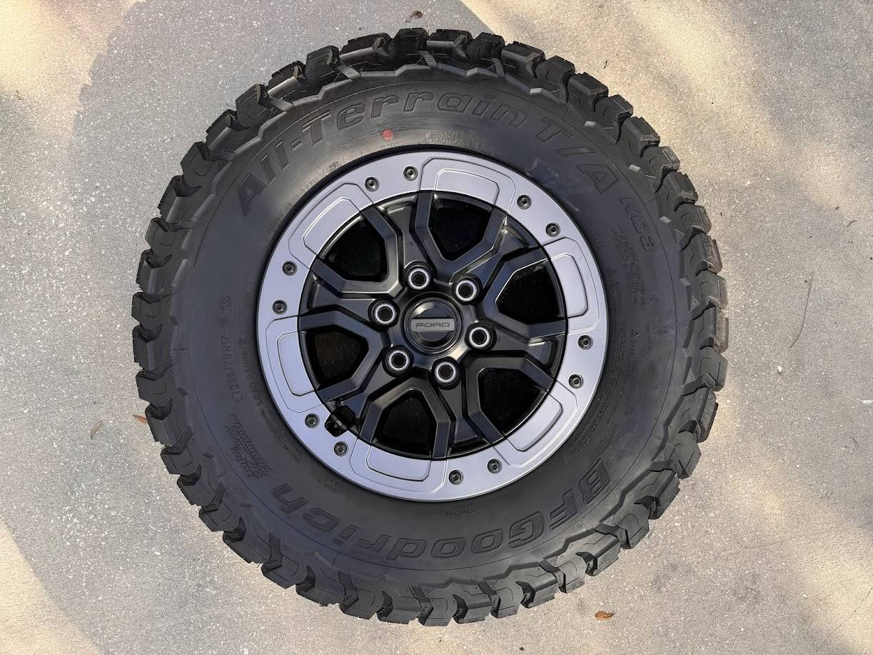 Ford Ranger SOLD - 4 OEM Ford Beadlock Capable Wheels + Tires IMG_4089