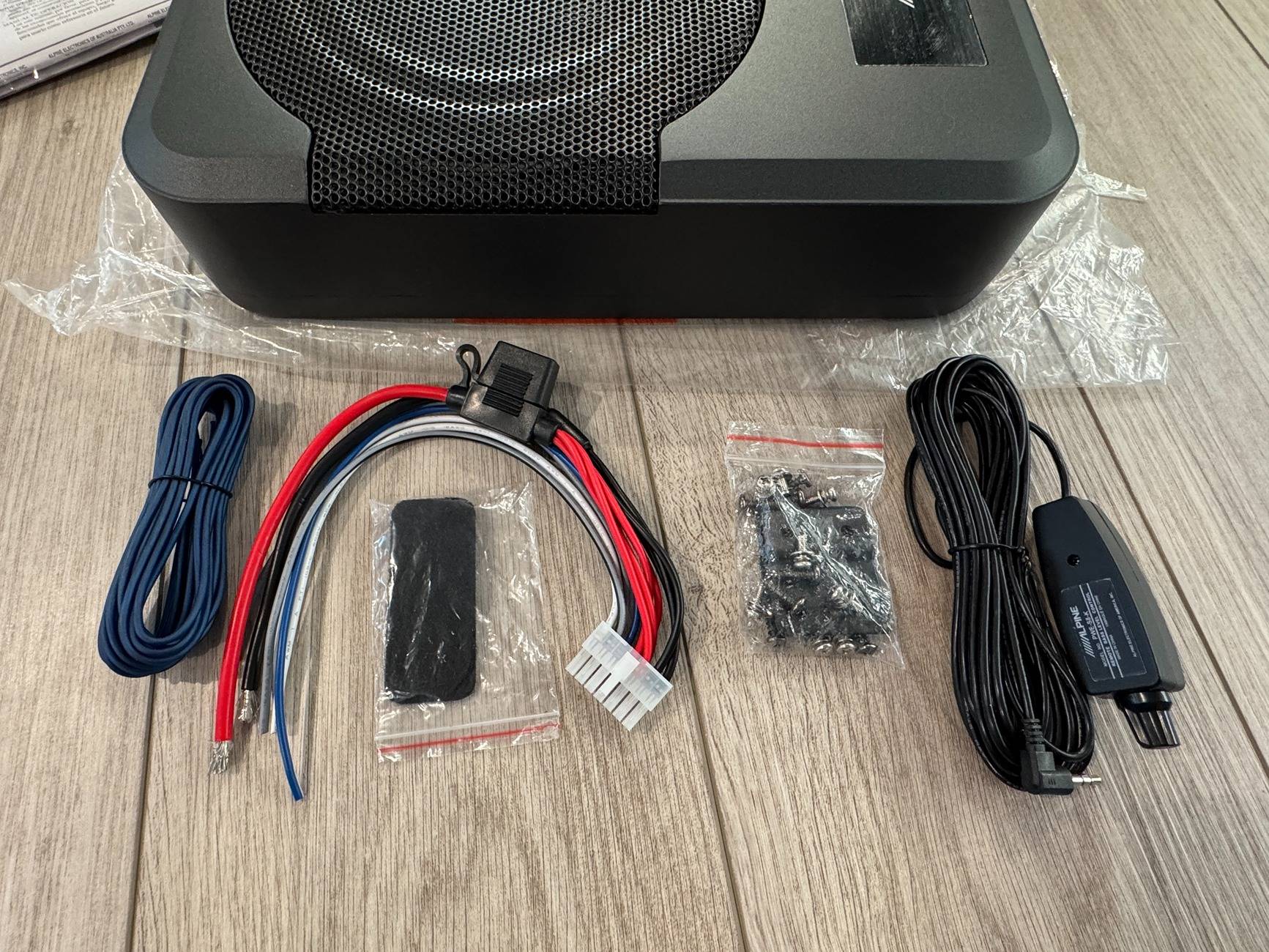 Ford Ranger Alpine PWE-S8 Compact powered subwoofer with 8" sub and 120-watt amp IMG_7819