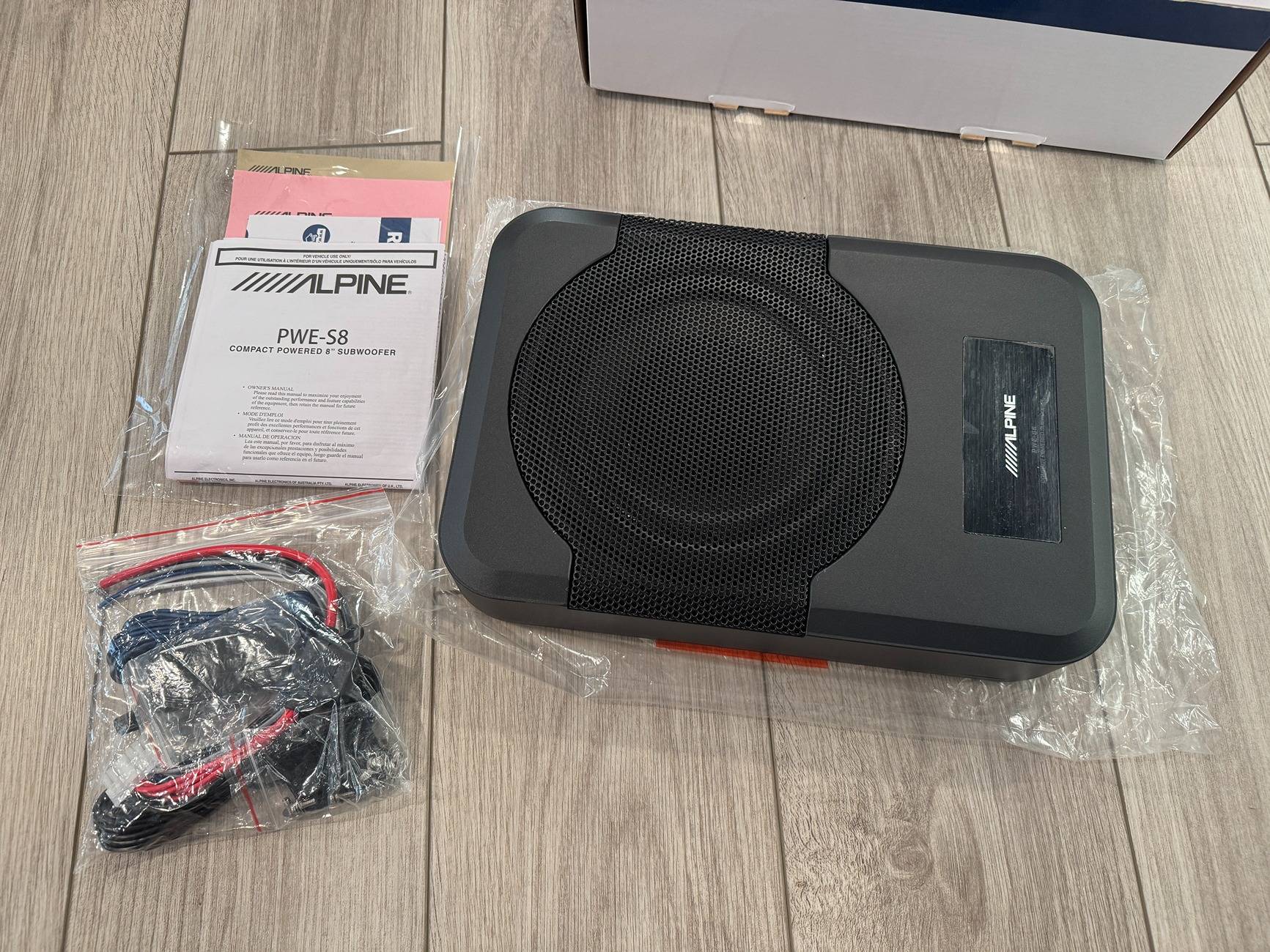 Ford Ranger Alpine PWE-S8 Compact powered subwoofer with 8" sub and 120-watt amp IMG_7815