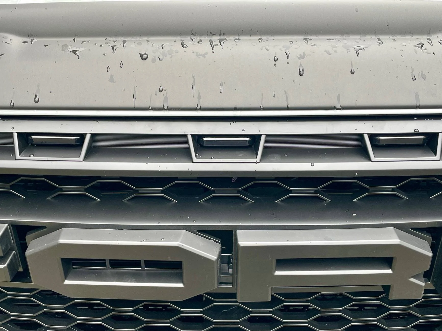 Ford Ranger Ranger 2.3 FX4 Raptor (ish) grille installed IMG_7832