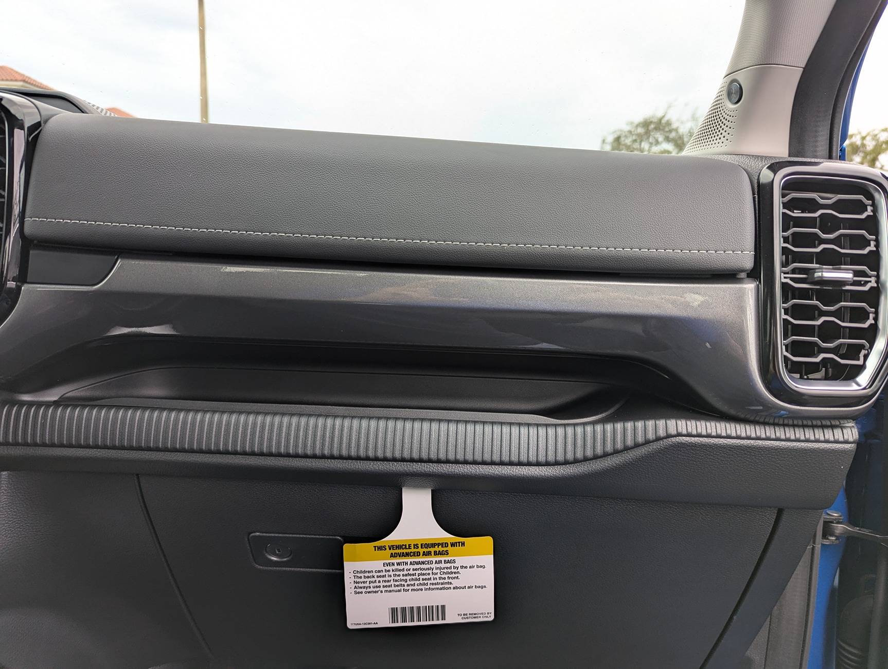 Ford Ranger Lariat Top Glove Box Install on XLT PXL_20250224_191415573