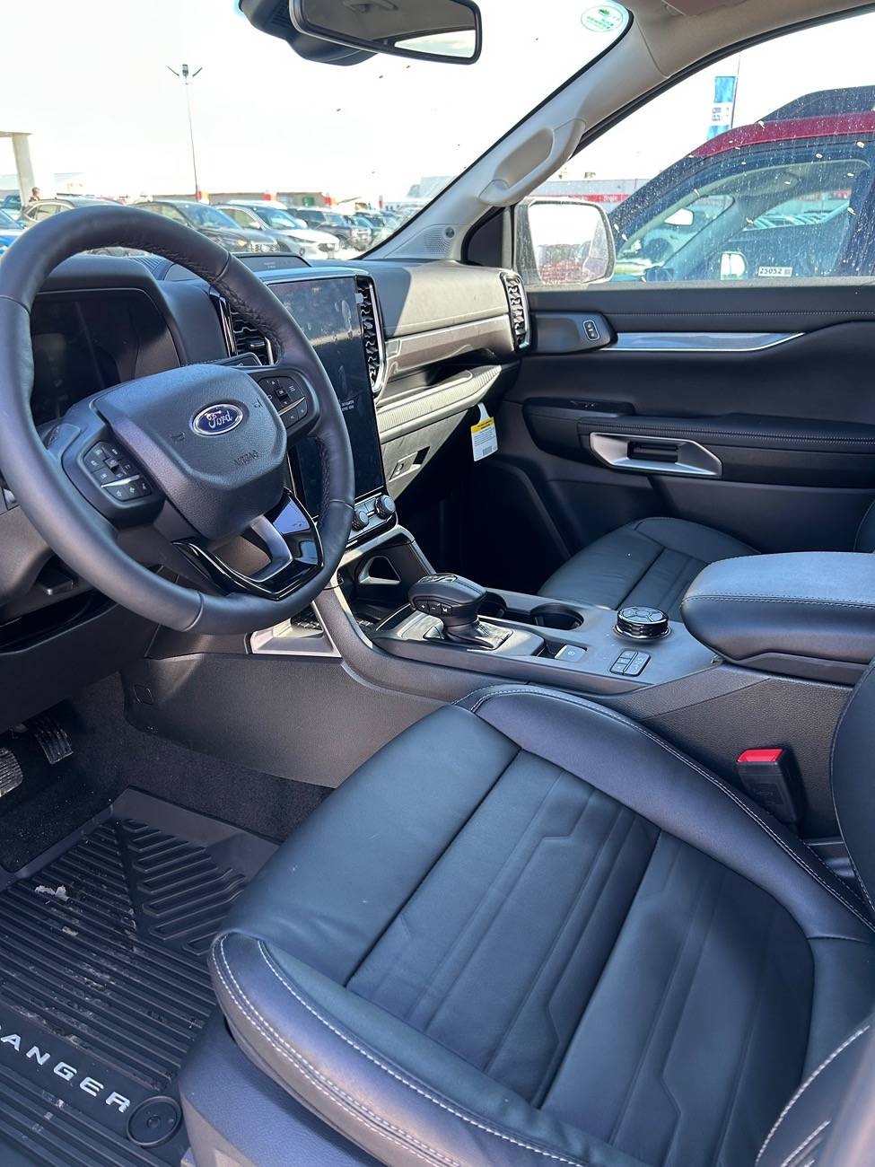 Ford Ranger Wrinkled leather seats - new build defect or normal? IMG_9707