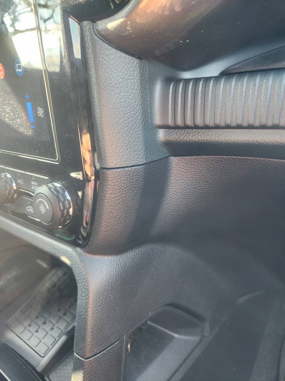 Ford Ranger Lariat Top Glove Box Install on XLT 20250309_163614