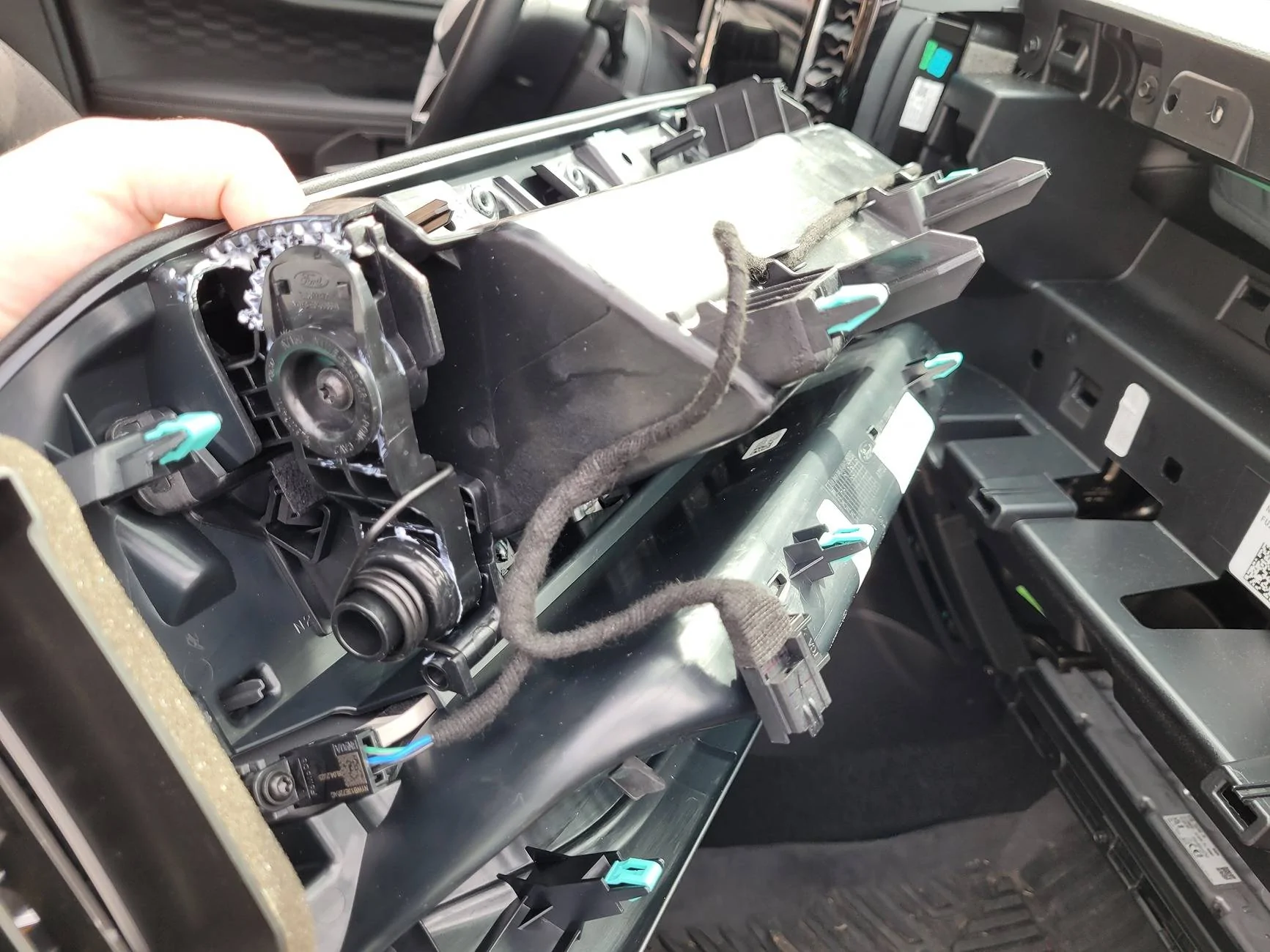 Ford Ranger Lariat Top Glove Box Install on XLT 20250309_155046