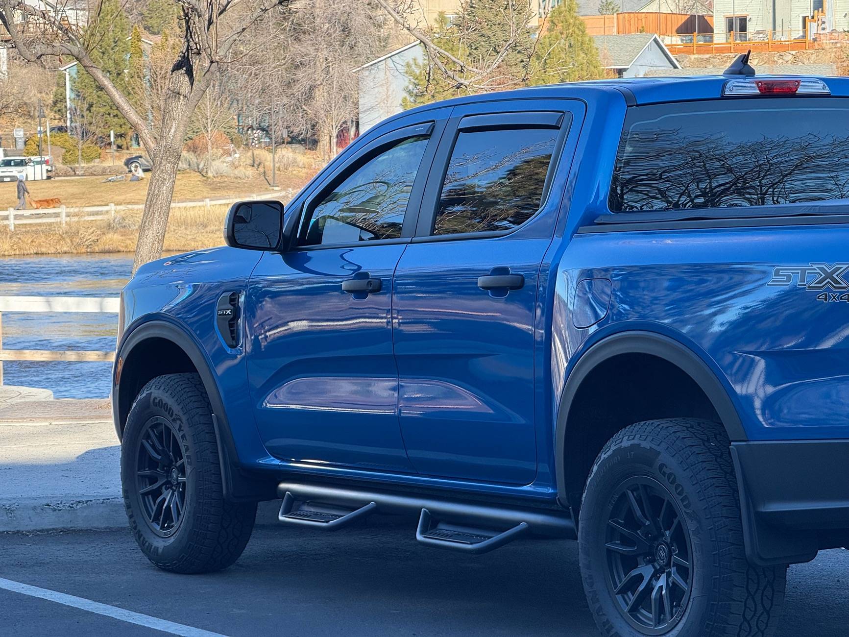 Ford Ranger 2024 Ranger XL STX Velocity Blue IMG_0378