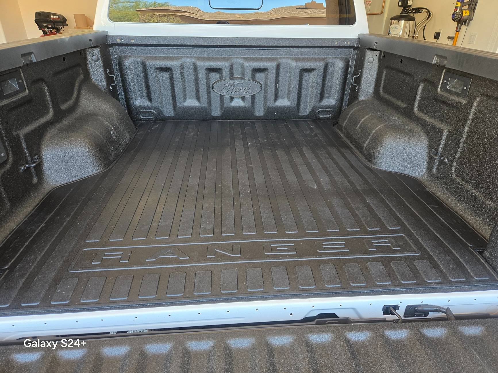 Ford Ranger Ranger 2024-2025 Bed Mat for 5.0 Bed Installed 20250319_113611