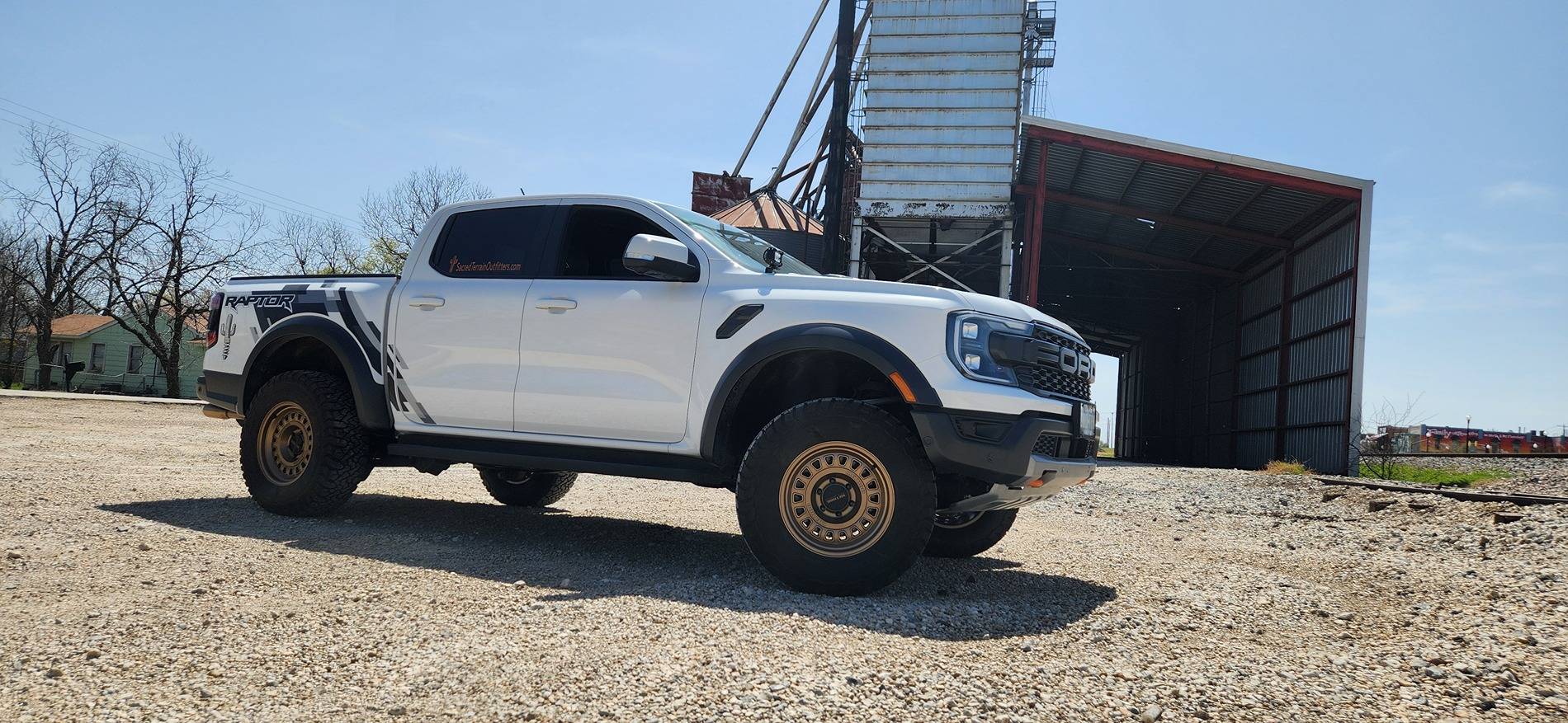 Ford Ranger RRW 17x8.5 0 offset w/ factory BFG KO3 on Foutz 2.5" Perch Collars 20250322_125915