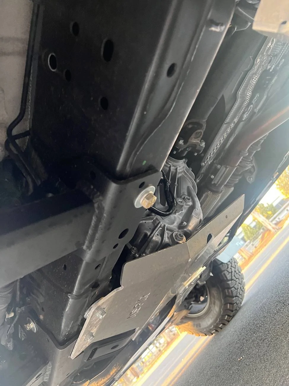 Ford Ranger FRAME-Mounted (REAL) rock sliders for non-Raptor Ranger IMG_3145