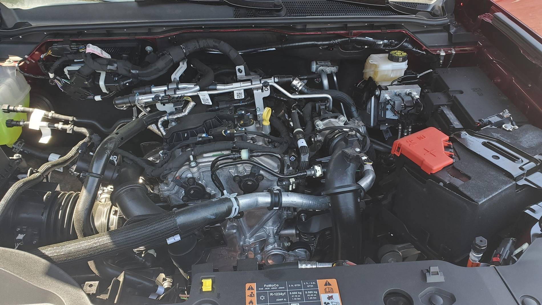 Ford Ranger 2025 Ranger 2.3 calls for 5.6 qts of oil 20250325_122634