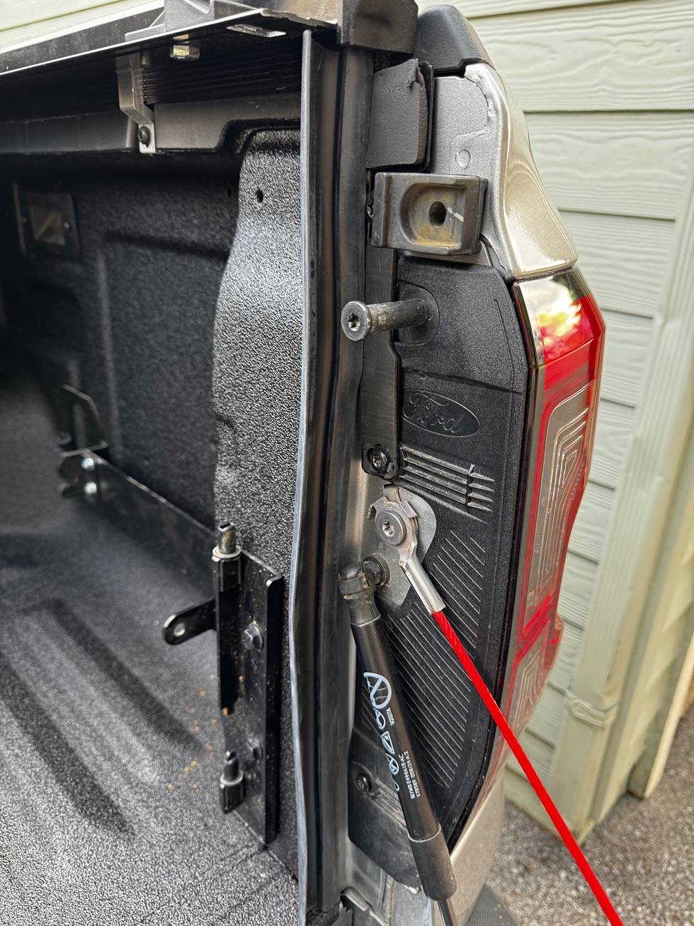 Ford Ranger 2024 XLT Tailgate.Seals IMG_6527
