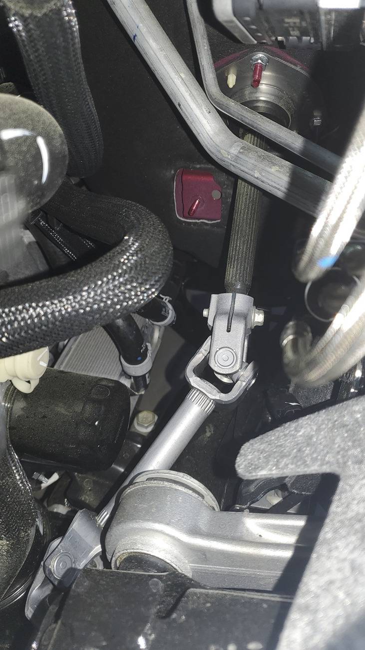 Ford Ranger New 2.3 oil filter easier to get at to