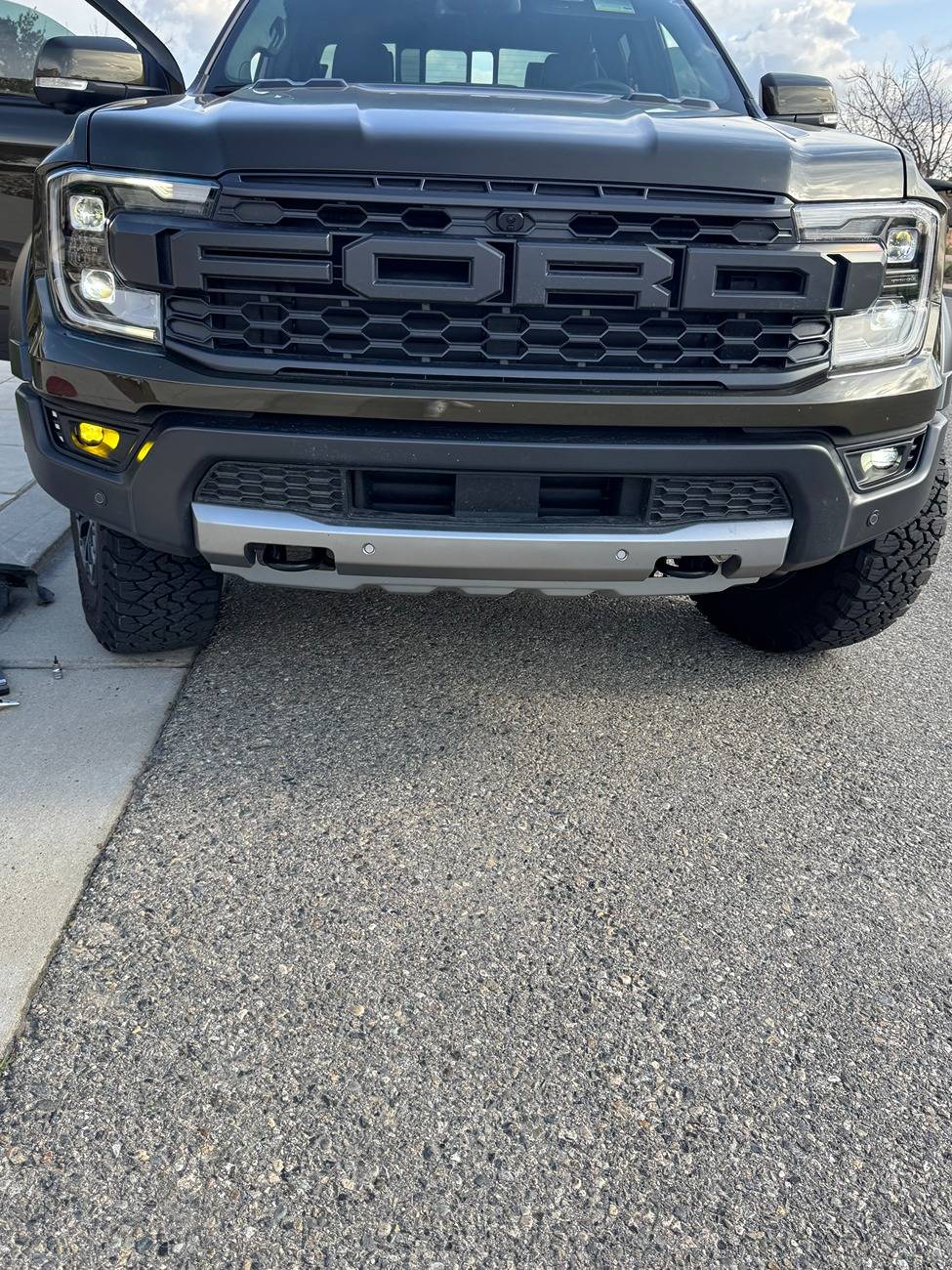Ford Ranger Diode Dynamics SSC1 Yellow Fog Lights installed IMG_1636