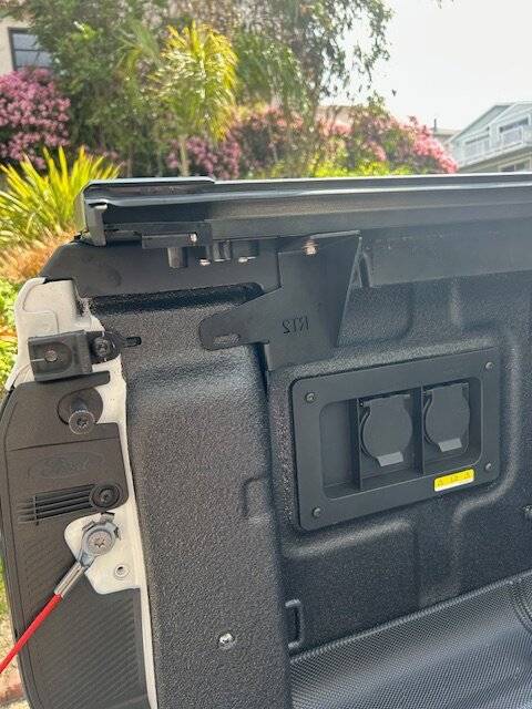 Ford Ranger Best Solution for Ranger T-Slot Bed Cover and Yakima Overhaul HD Rack IMG_2482