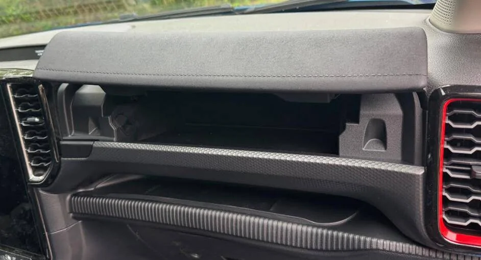 Ford Ranger Lariat Top Glove Box Install on XLT 1744050509807-ca
