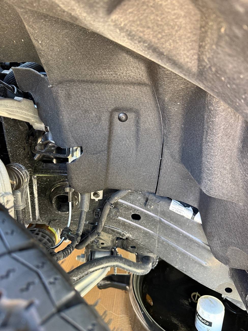 Ford Ranger 2024 2.3L Oil Filter Access Idea IMG_7692