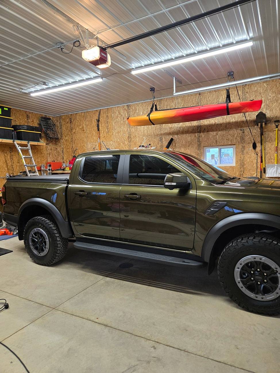 Ford Ranger Removal of Raptor Decals 1000007307