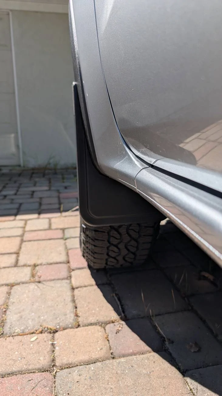 Ford Ranger Muslogy Mud Flaps kit installed on 24 XL PXL_20250410_173607242.MP
