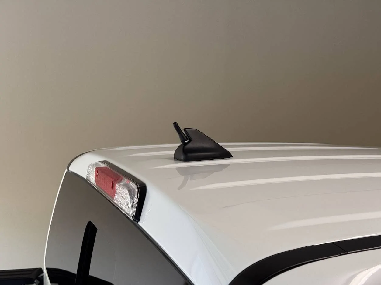 Ford Ranger Finally got a Ranger Raptor - 2025 model. Antenna