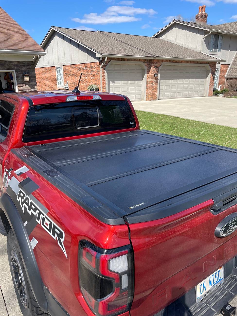 Ford Ranger Bakflip Tonneau cover IMG_5519