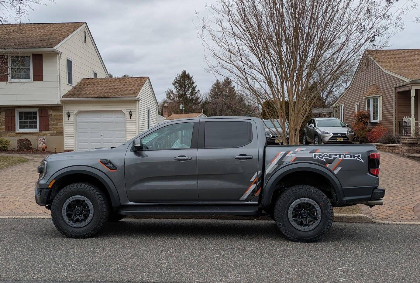Ford Ranger Am I in the minority here? Factory graphics 1745364811552-p2
